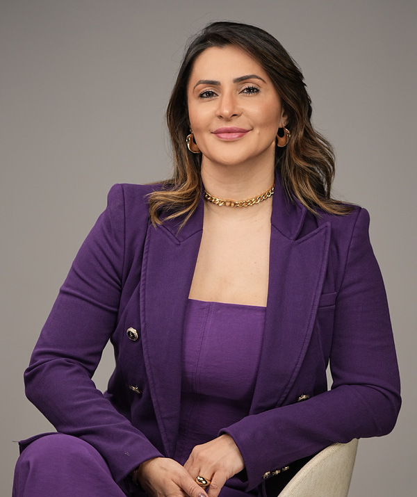 Prof. Núbia Oliveira